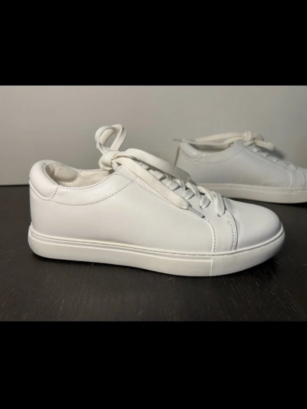 Kenneth Cole Leather Kam Sneakers White/Gold Womans 6